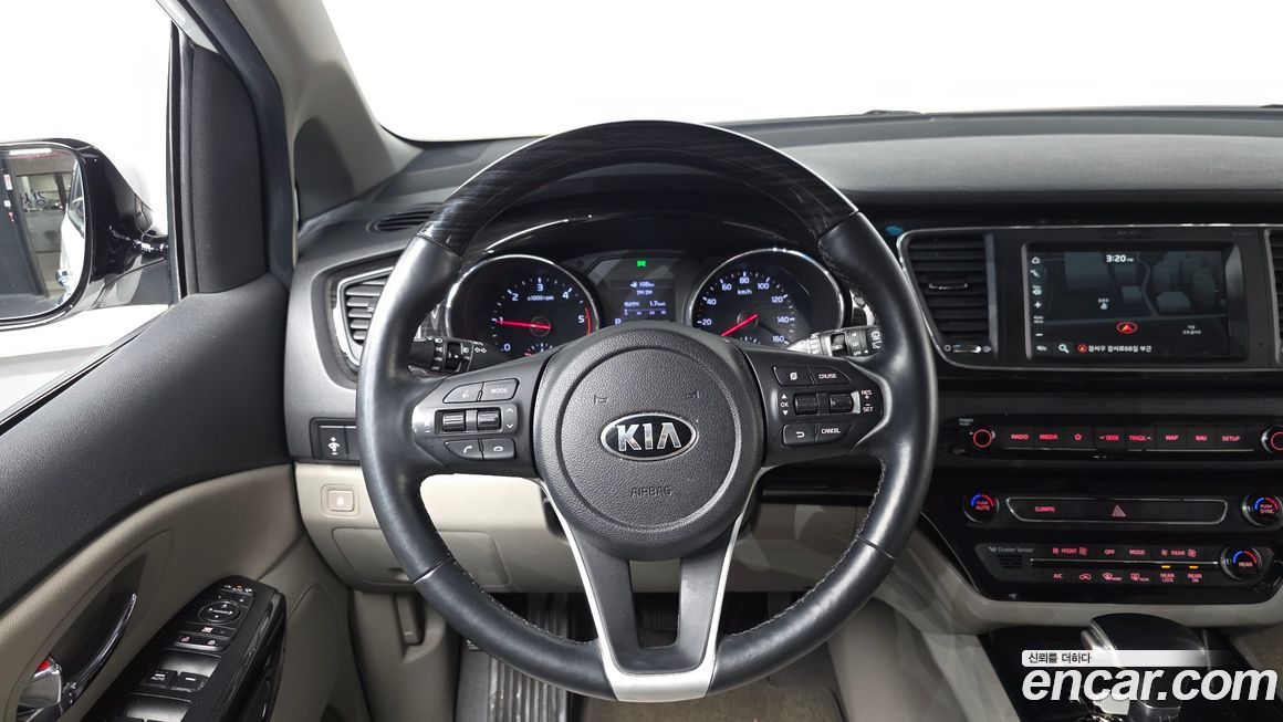Kia Canival 2019