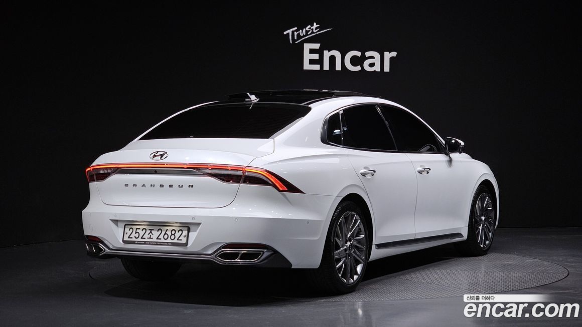 Hyundai Grandeur 2020