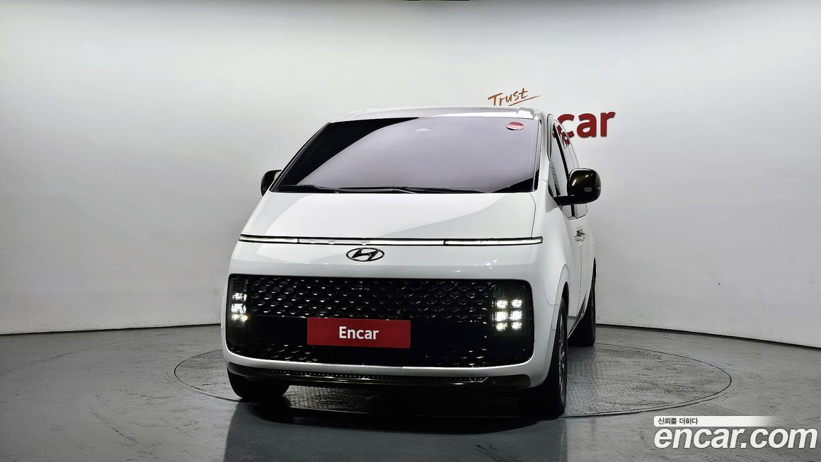 Hyundai Staria 2024