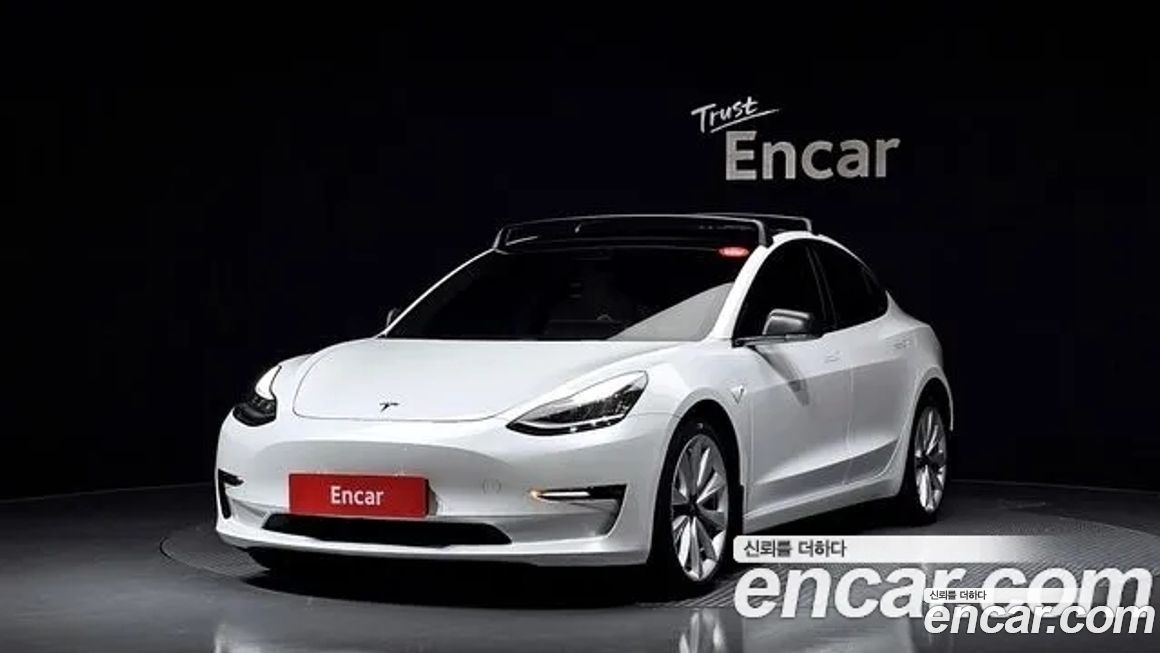 Tesla Model 3 2020