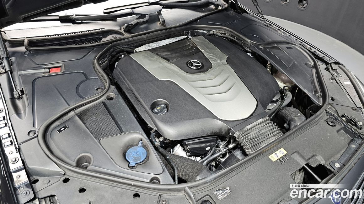 Mercedes-Benz S-Class 2015