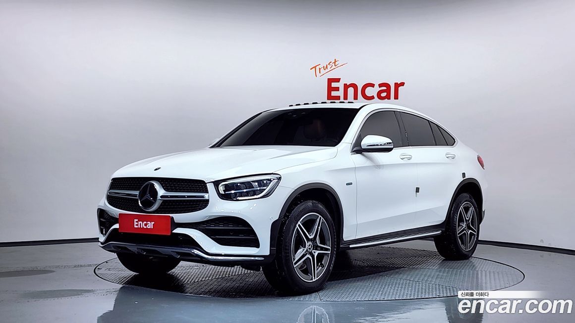 Mercedes-Benz GLC-Class 2021