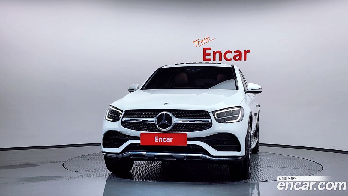 Mercedes-Benz GLC-Class 2021