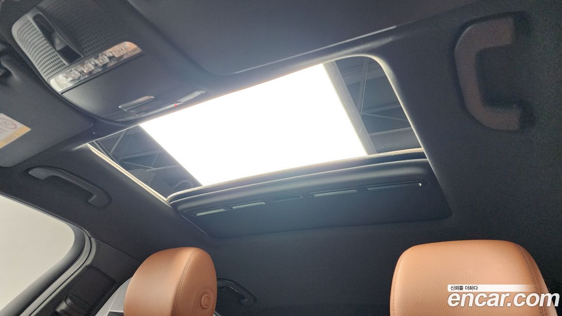 Mercedes-Benz GLC-Class 2021