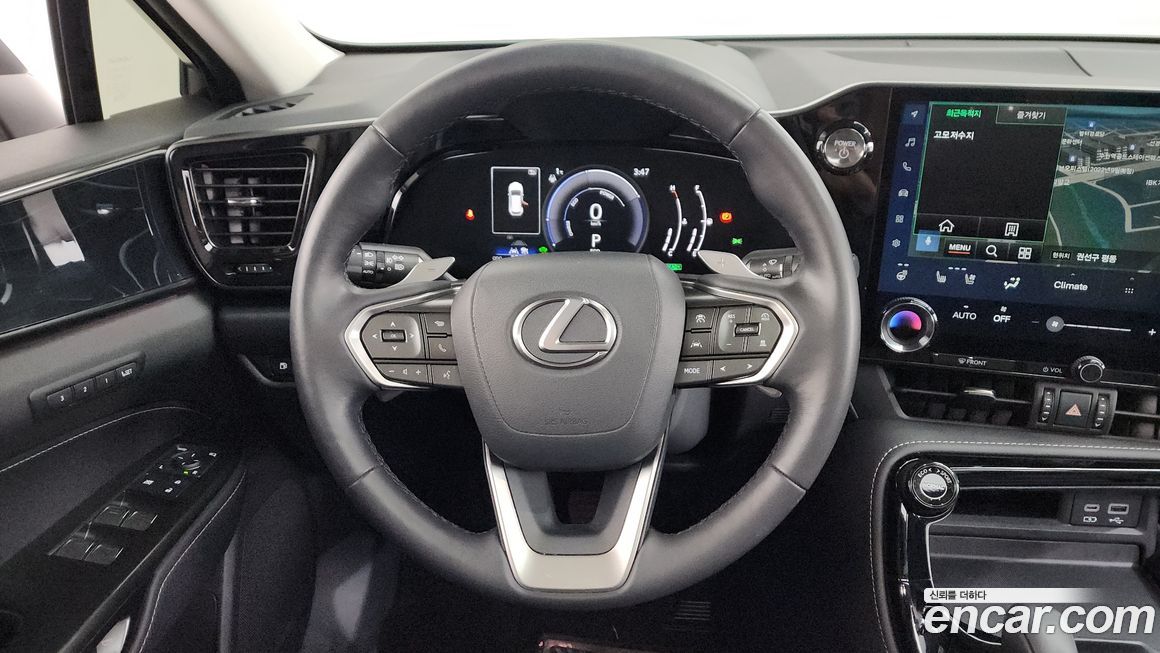 Lexus NX 2023