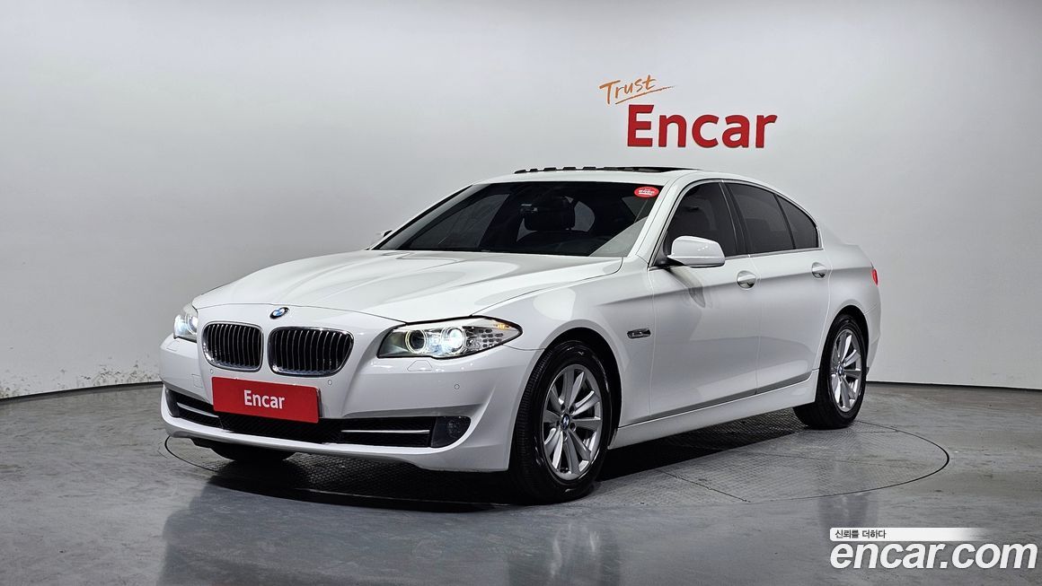 BMW 5-Series 2011