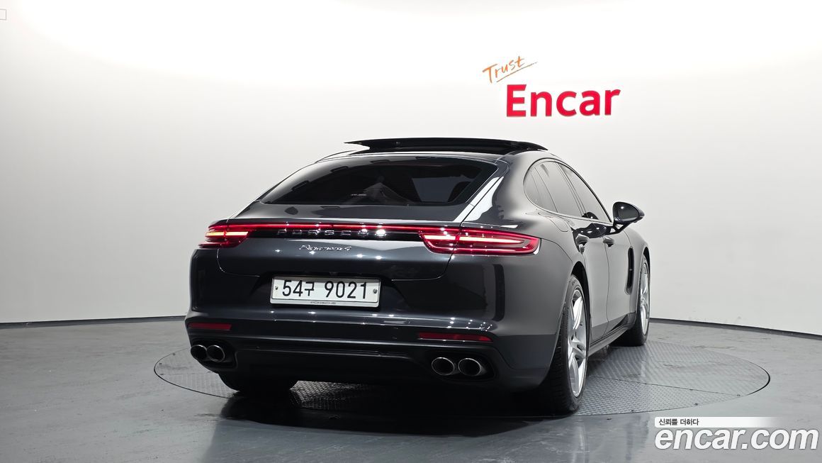 Porsche Panamera 2018