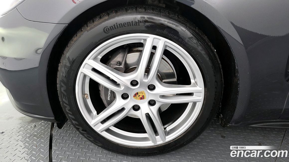 Porsche Panamera 2018