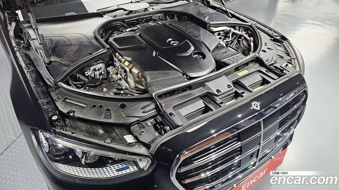 Mercedes-Benz S-Class 2022