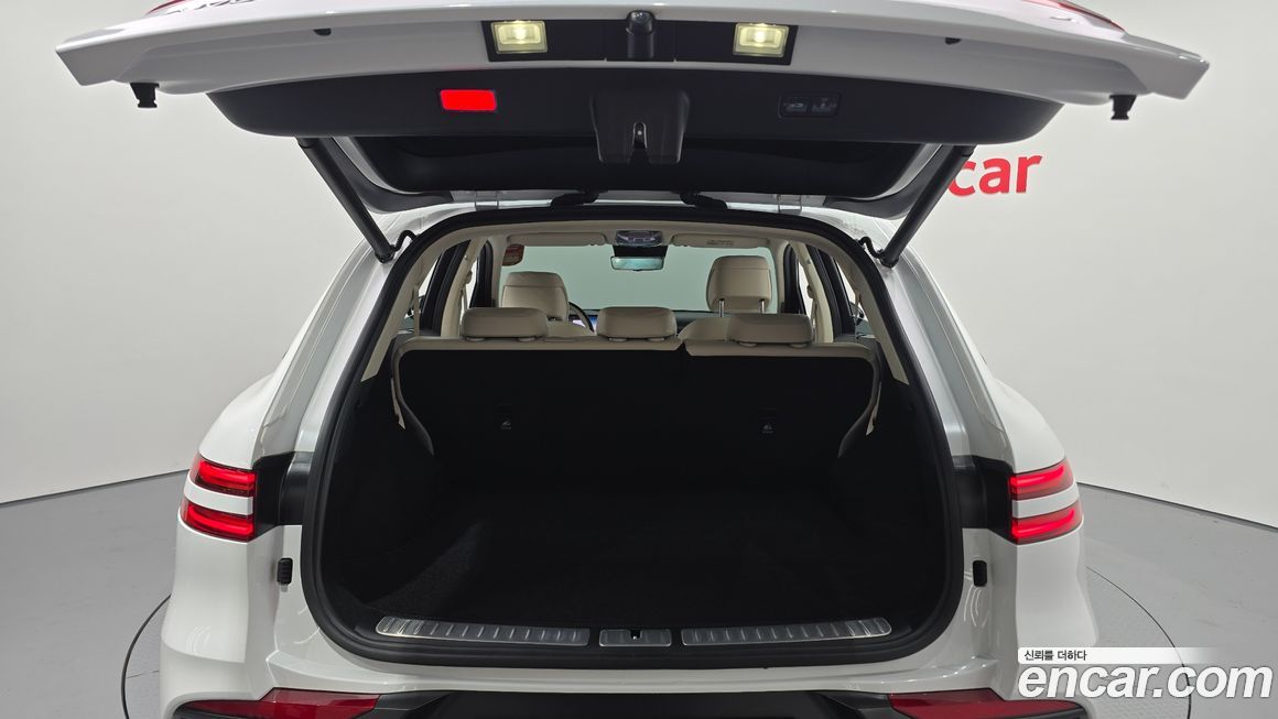 Genesis GV70 2025