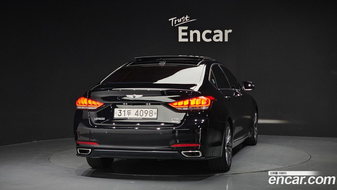 Hyundai Genesis 2016