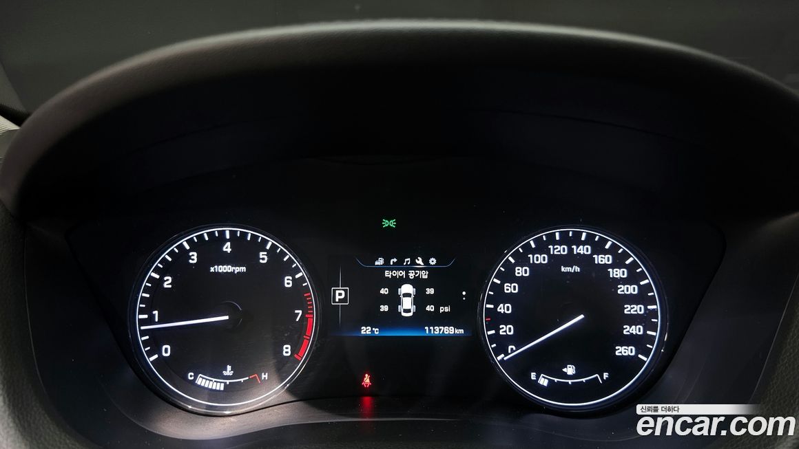 Hyundai Genesis 2016