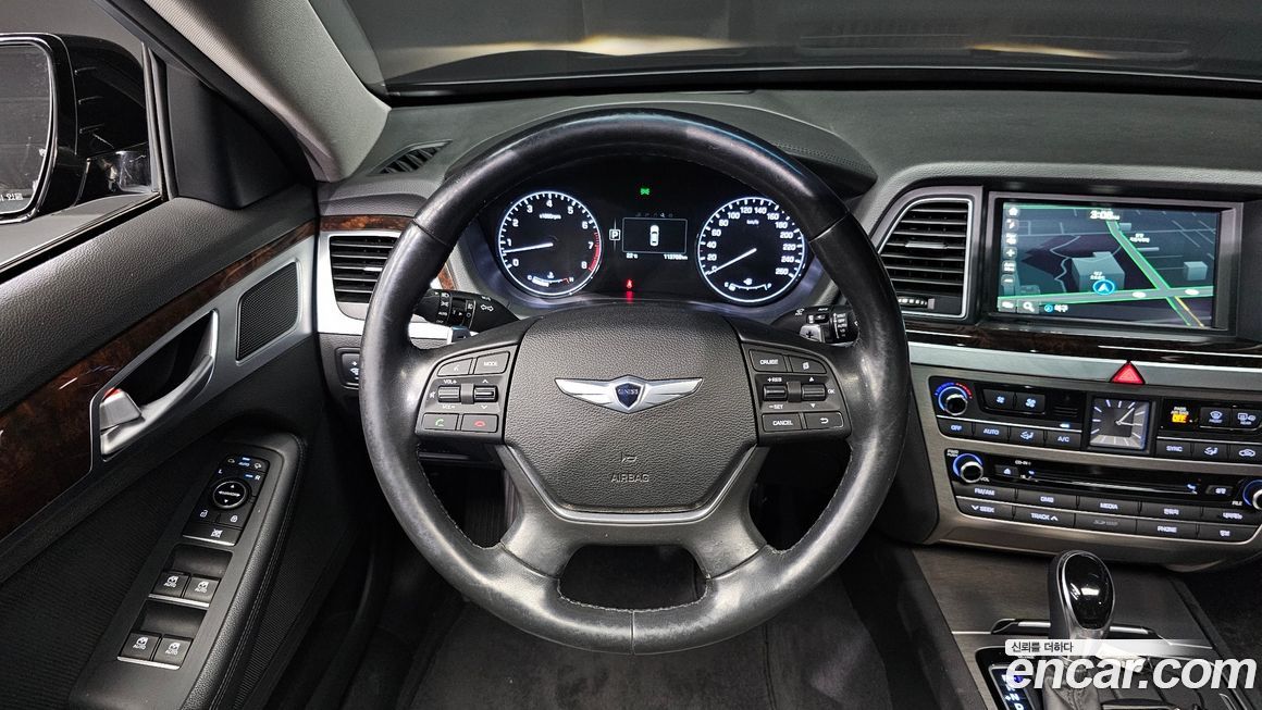 Hyundai Genesis 2016