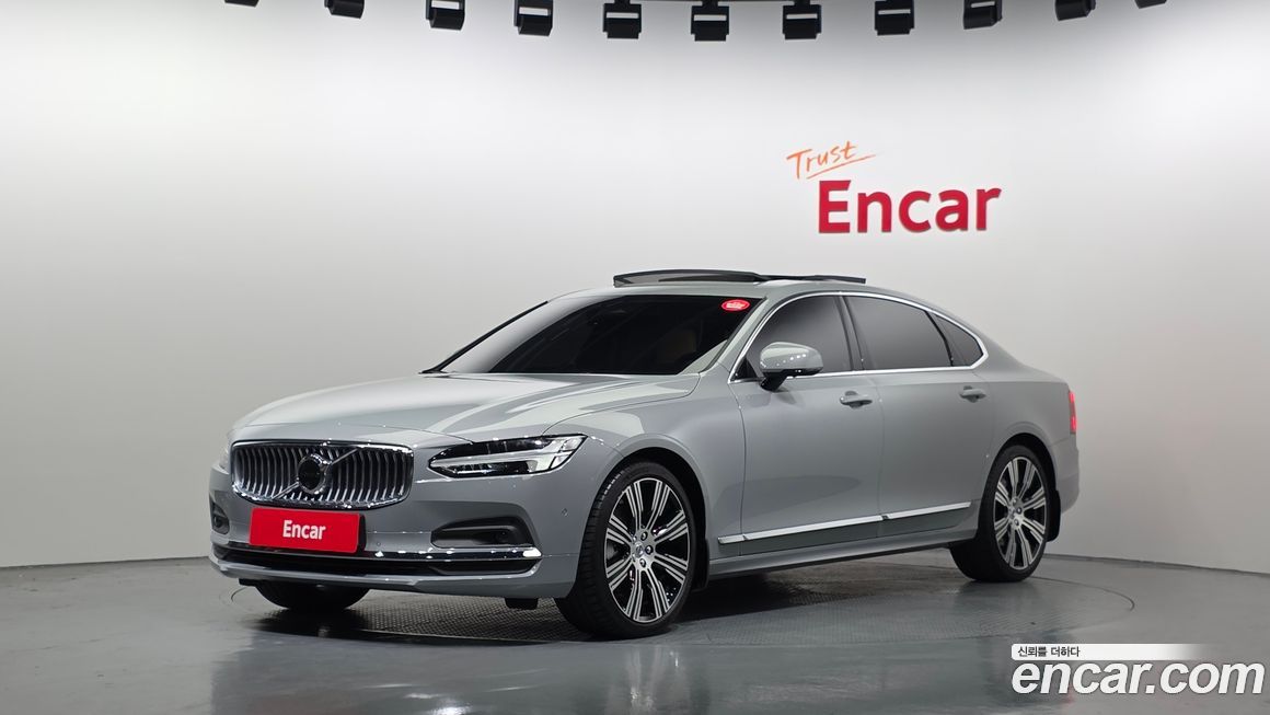 Volvo S90 2025