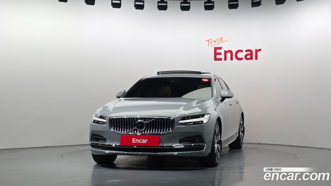 Volvo S90 2025