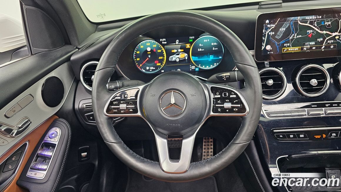 Mercedes-Benz GLC-Class 2021