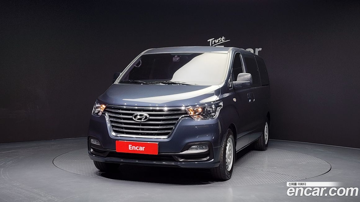 Hyundai Starex 2019