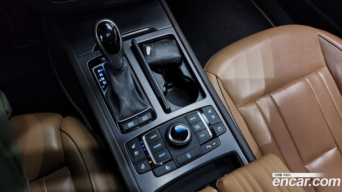 Hyundai Genesis 2014