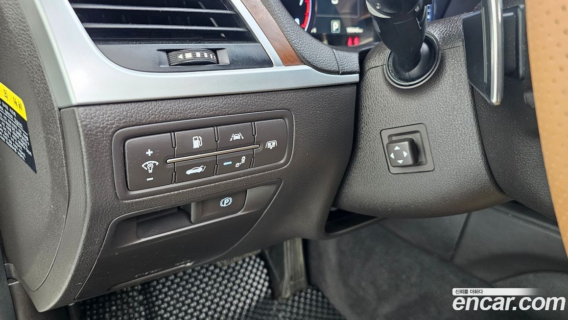 Hyundai Genesis 2014