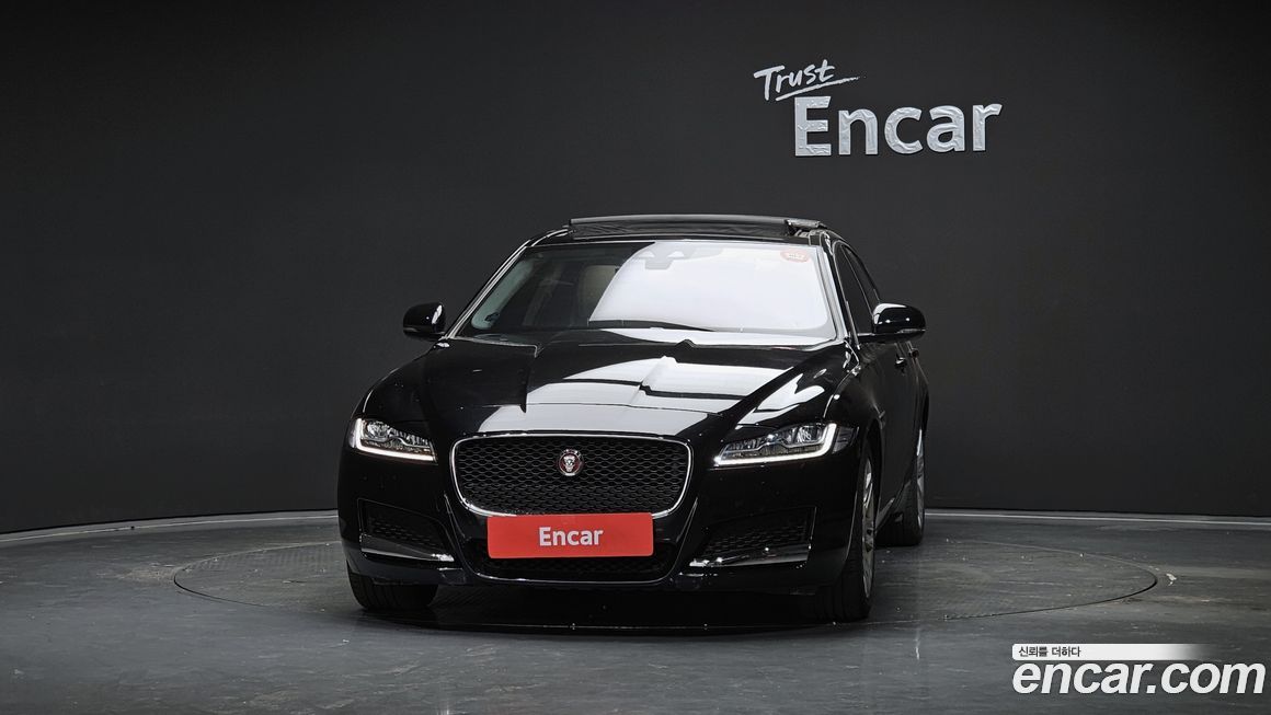 Jaguar XF 2019