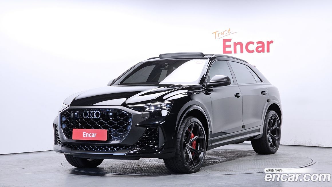 Audi RSQ8 2025