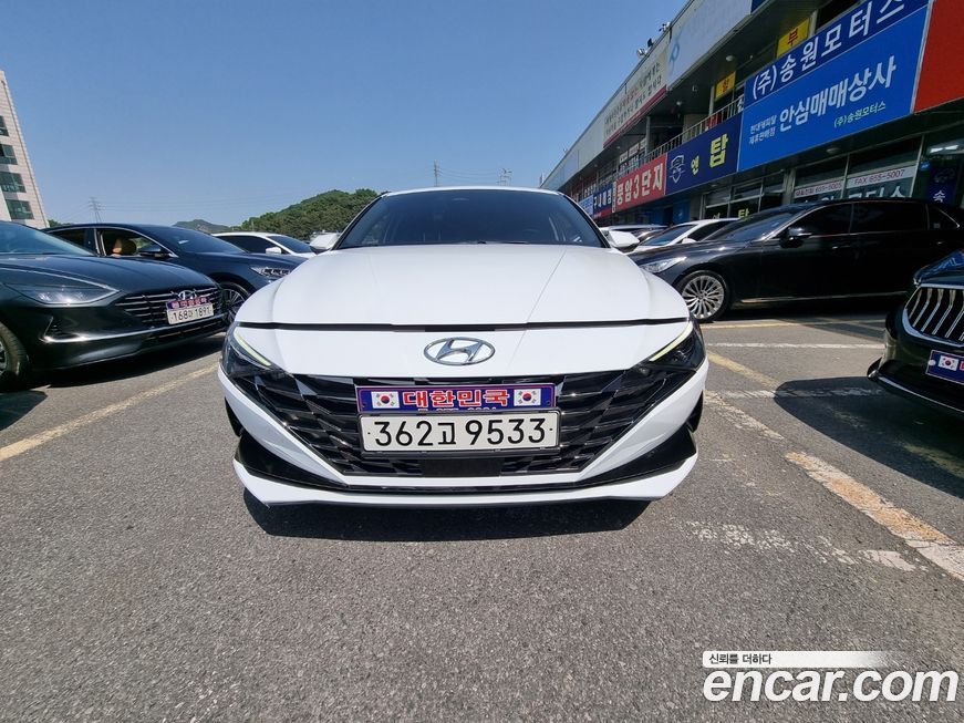 Hyundai AVANTE 2021