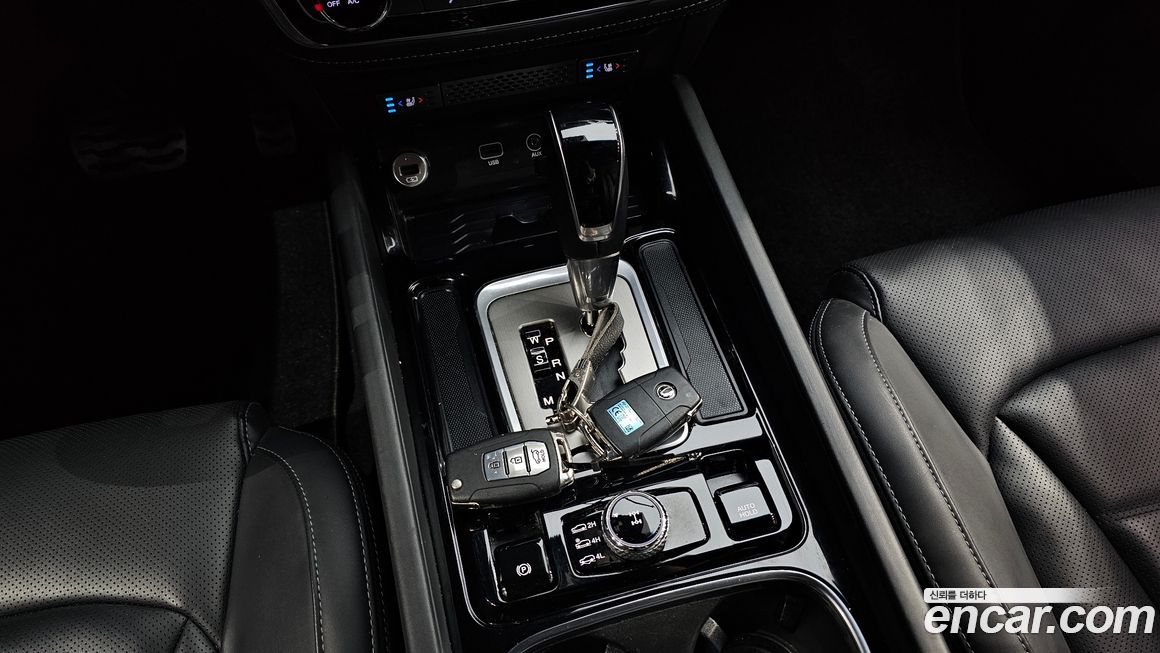 KG_Mobility_Ssangyong Rexton 2018