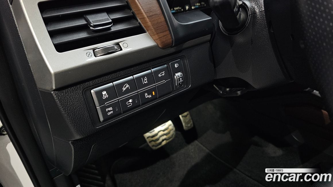 KG_Mobility_Ssangyong Rexton 2018