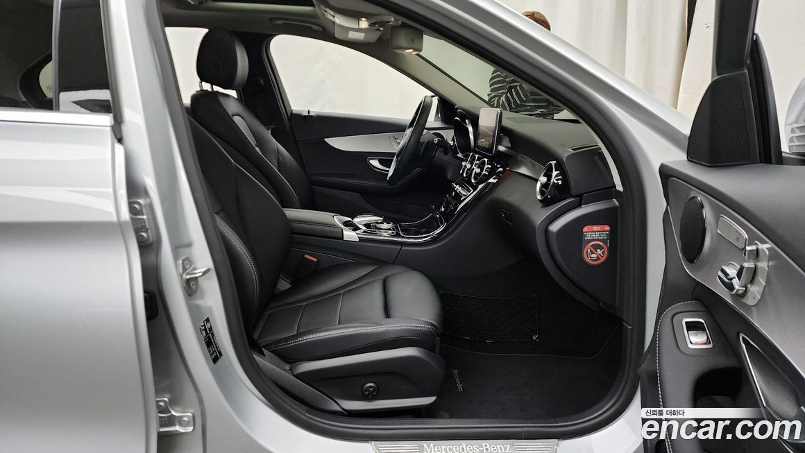 Mercedes-Benz C-Class 2017