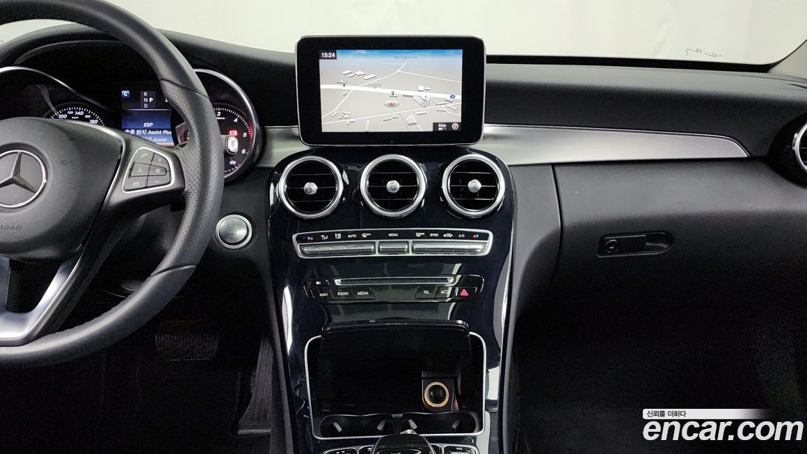 Mercedes-Benz C-Class 2017