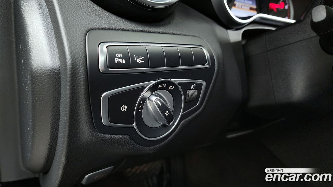 Mercedes-Benz C-Class 2017