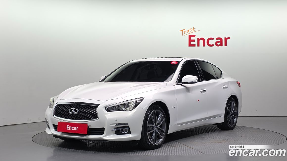 Infiniti Q50 2015