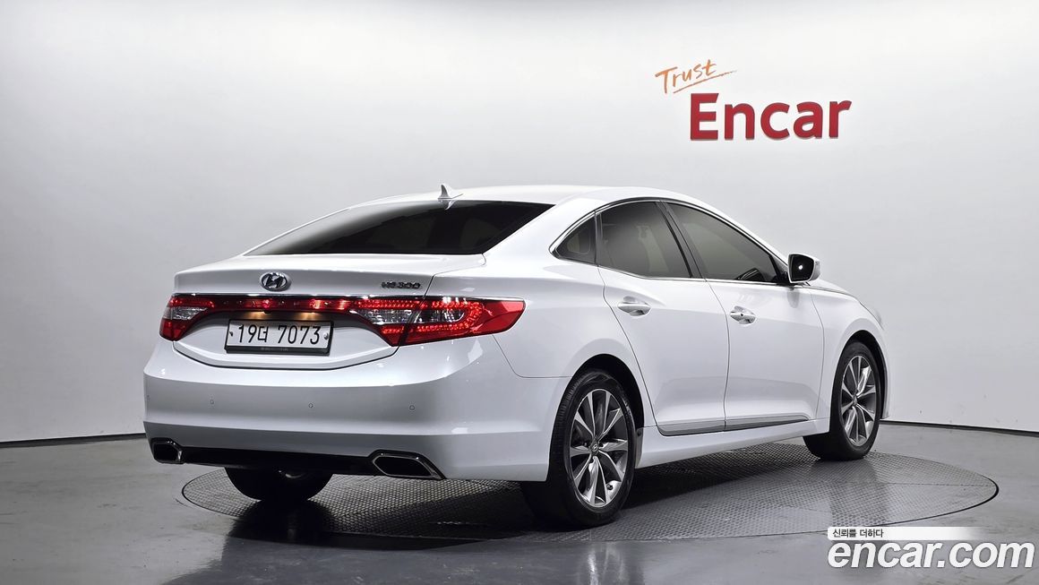 Hyundai Grandeur 2015