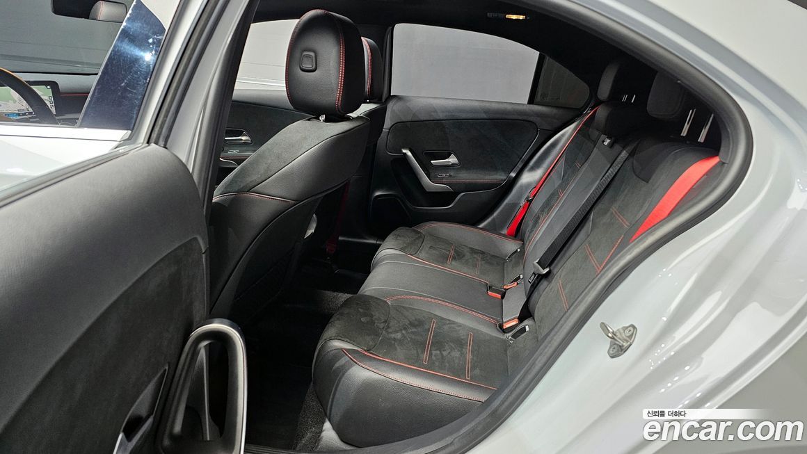 Mercedes-Benz A-Class 2021