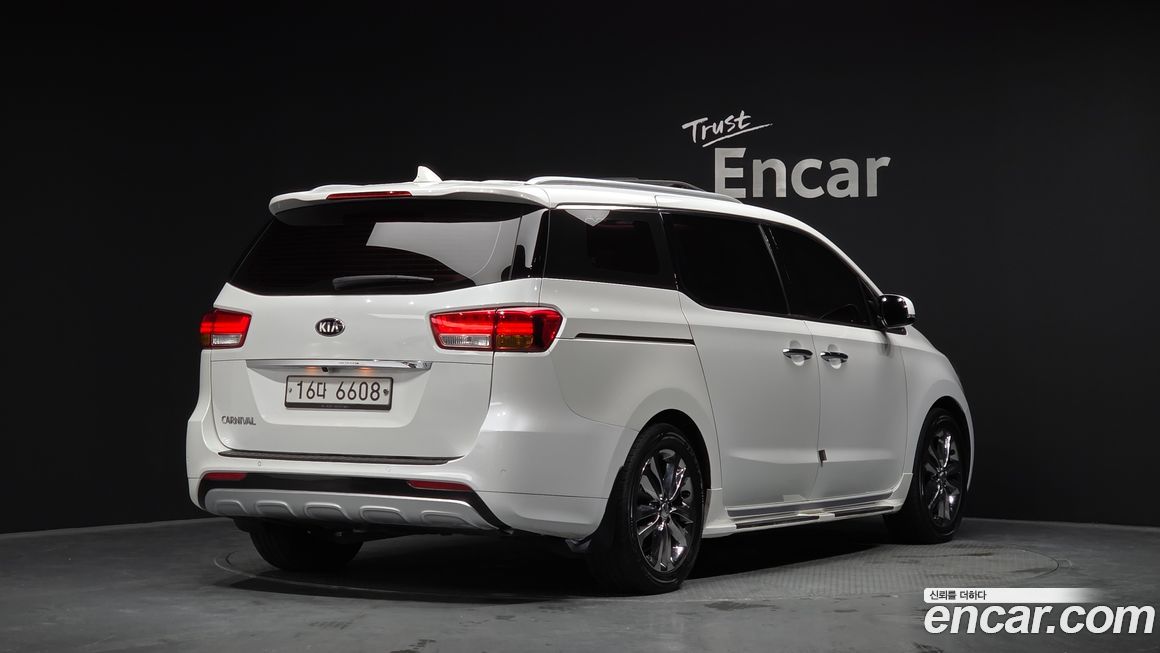 Kia Canival 2018