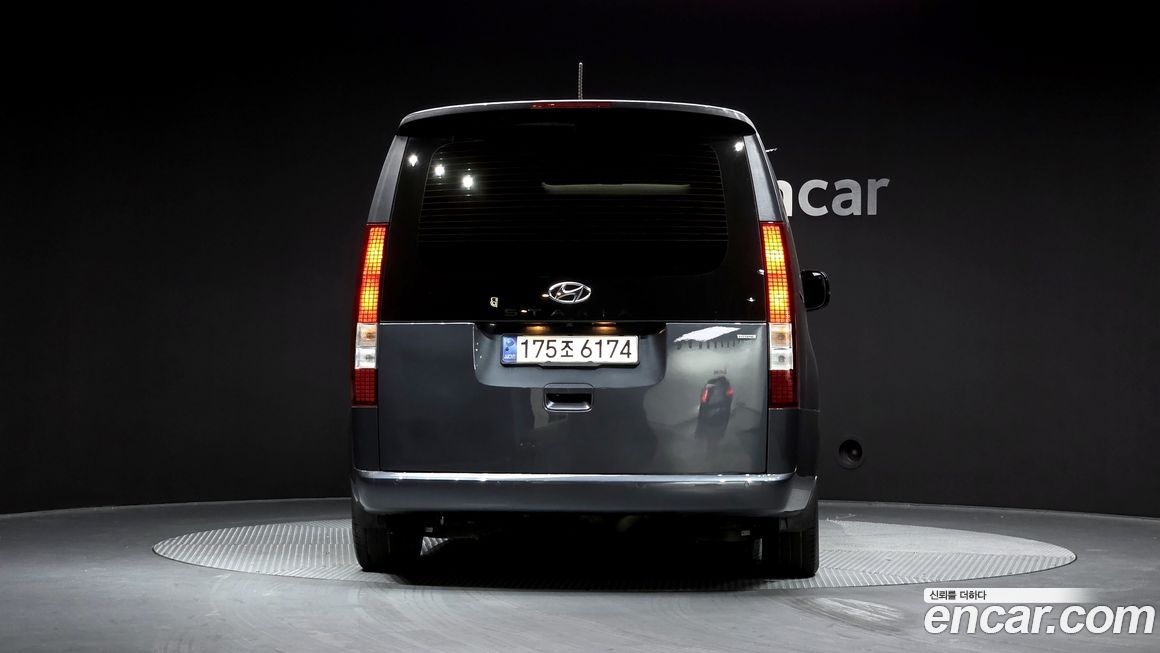 Hyundai Staria 2023