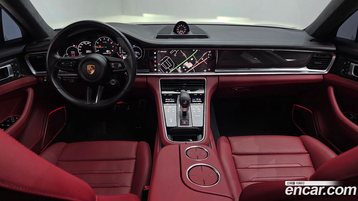 Porsche Panamera 2023