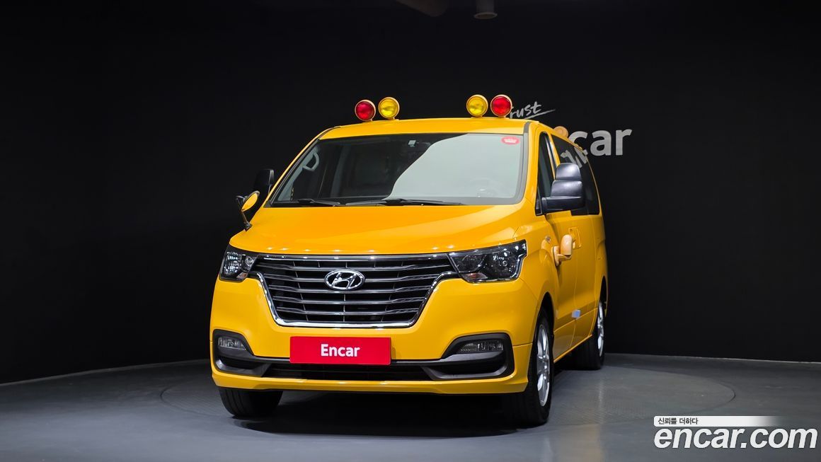 Hyundai Starex 2019