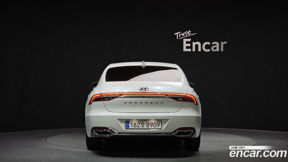 Hyundai Grandeur 2021