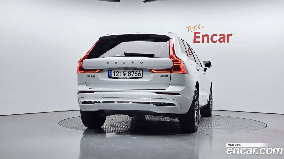 Volvo XC60 2022