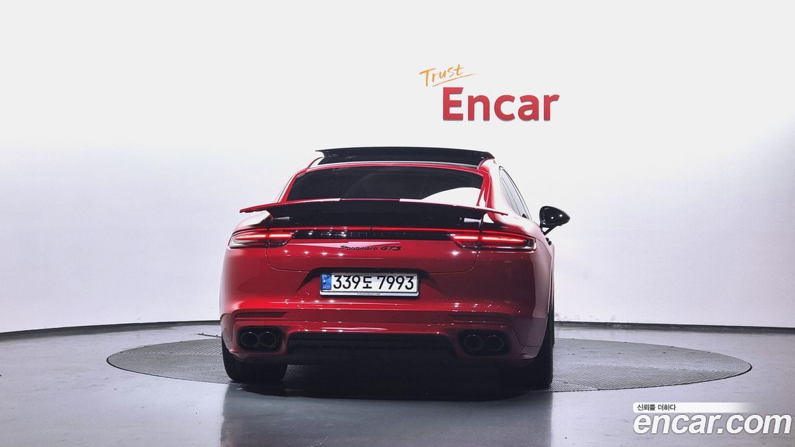 Porsche Panamera 2020