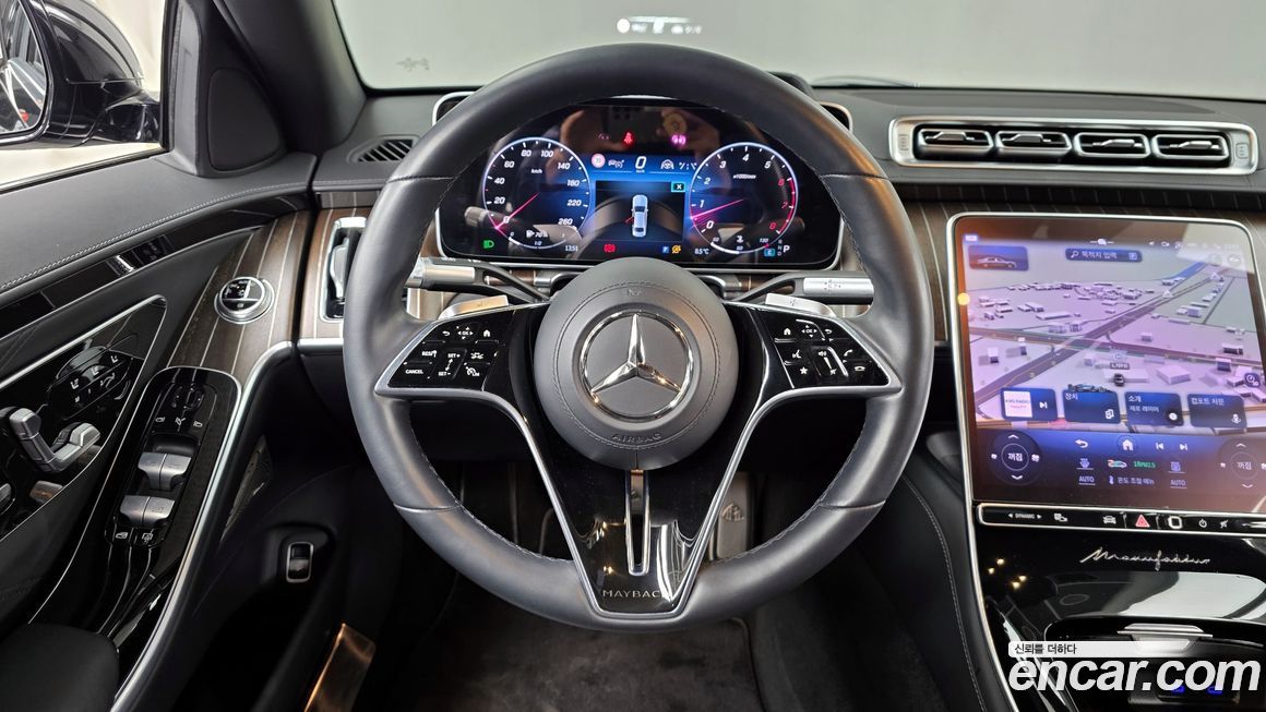 Mercedes-Benz S-Class 2024