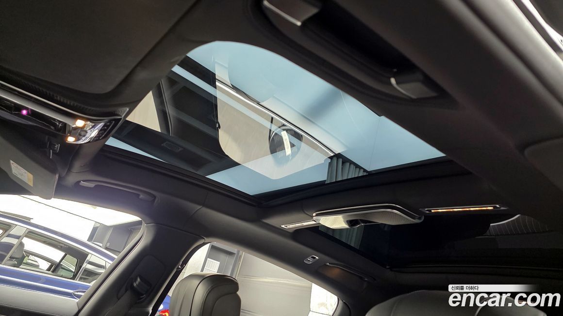 Mercedes-Benz S-Class 2024