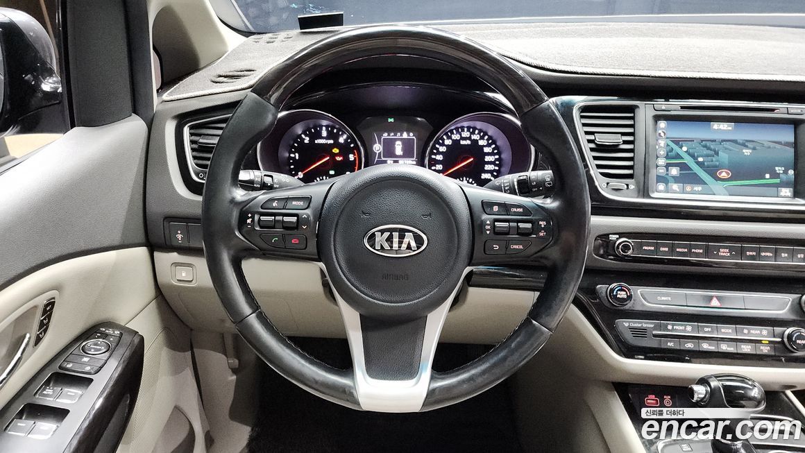 Kia Canival 2016
