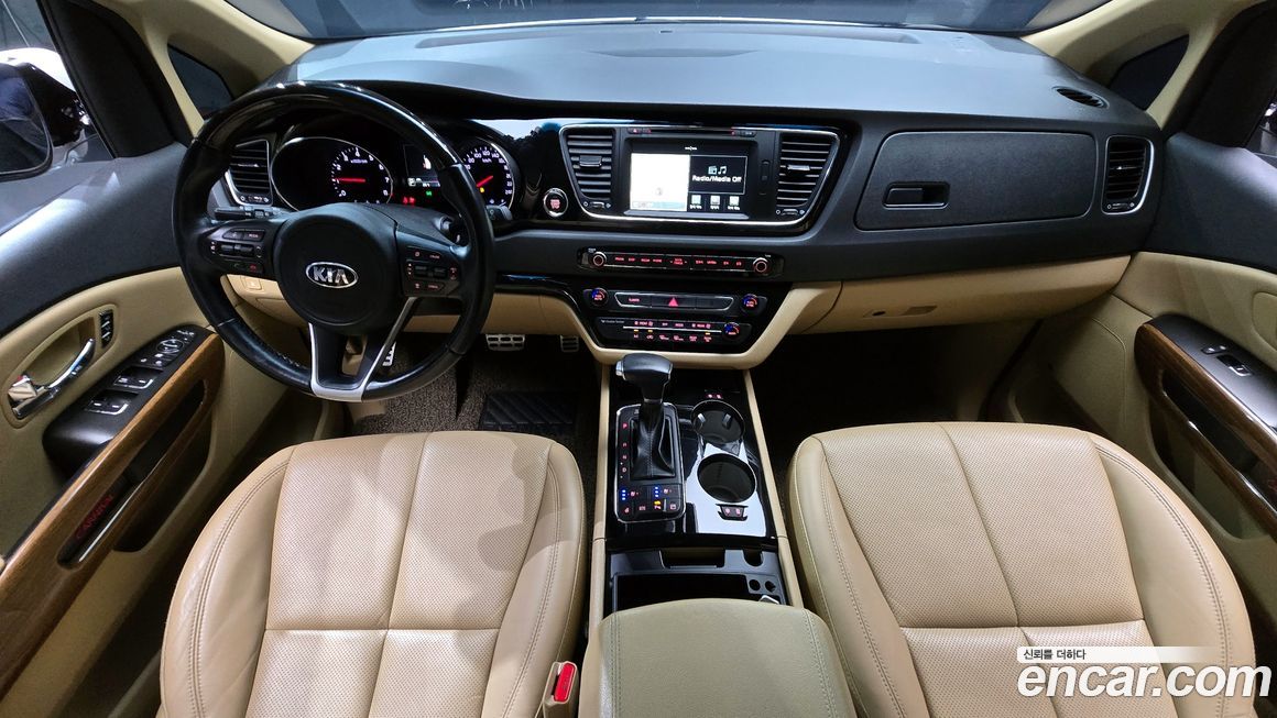 Kia Canival 2018