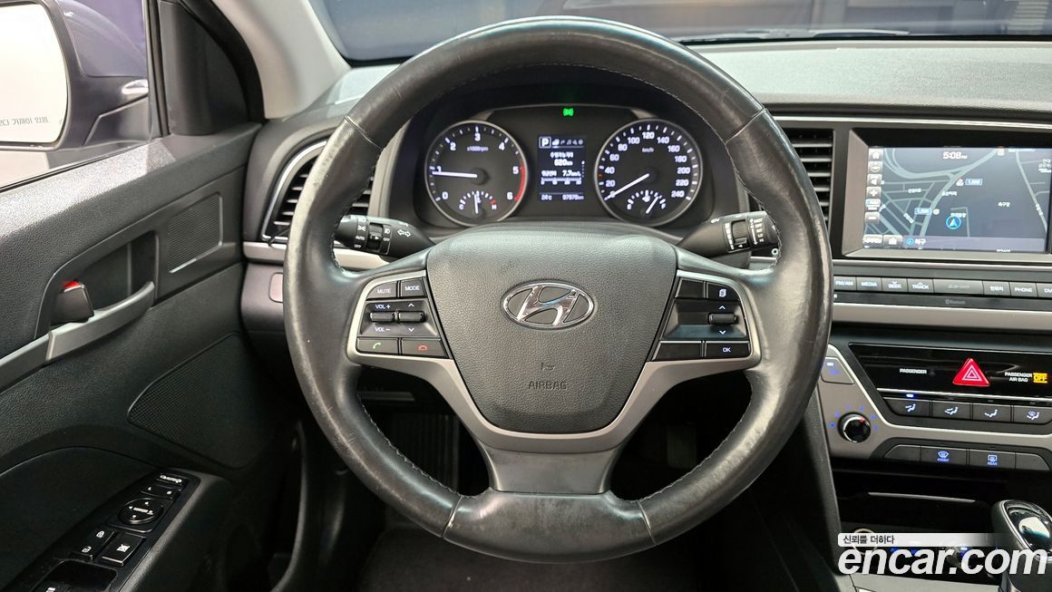 Hyundai AVANTE 2017