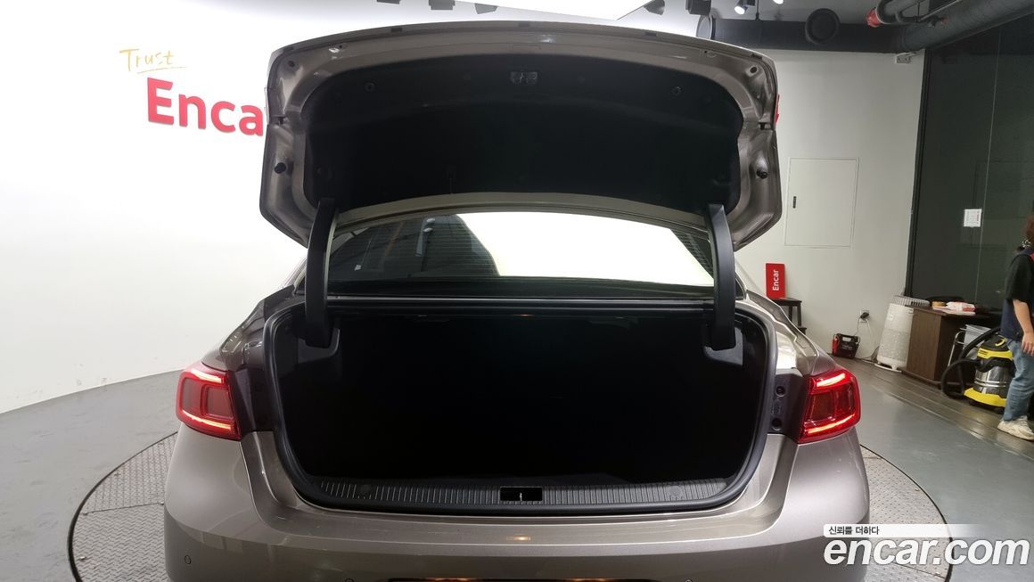 Renault-KoreaSamsung SM6 2016