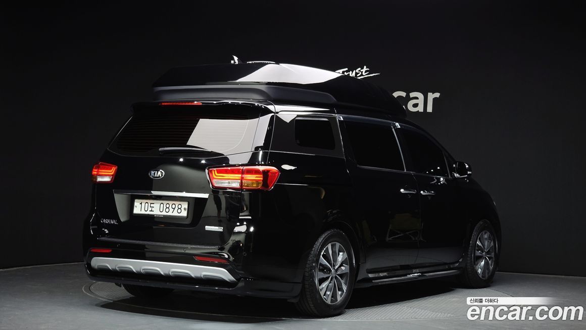 Kia Canival 2017