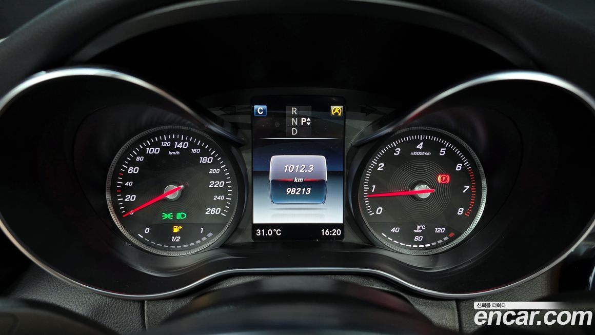 Mercedes-Benz C-Class 2018