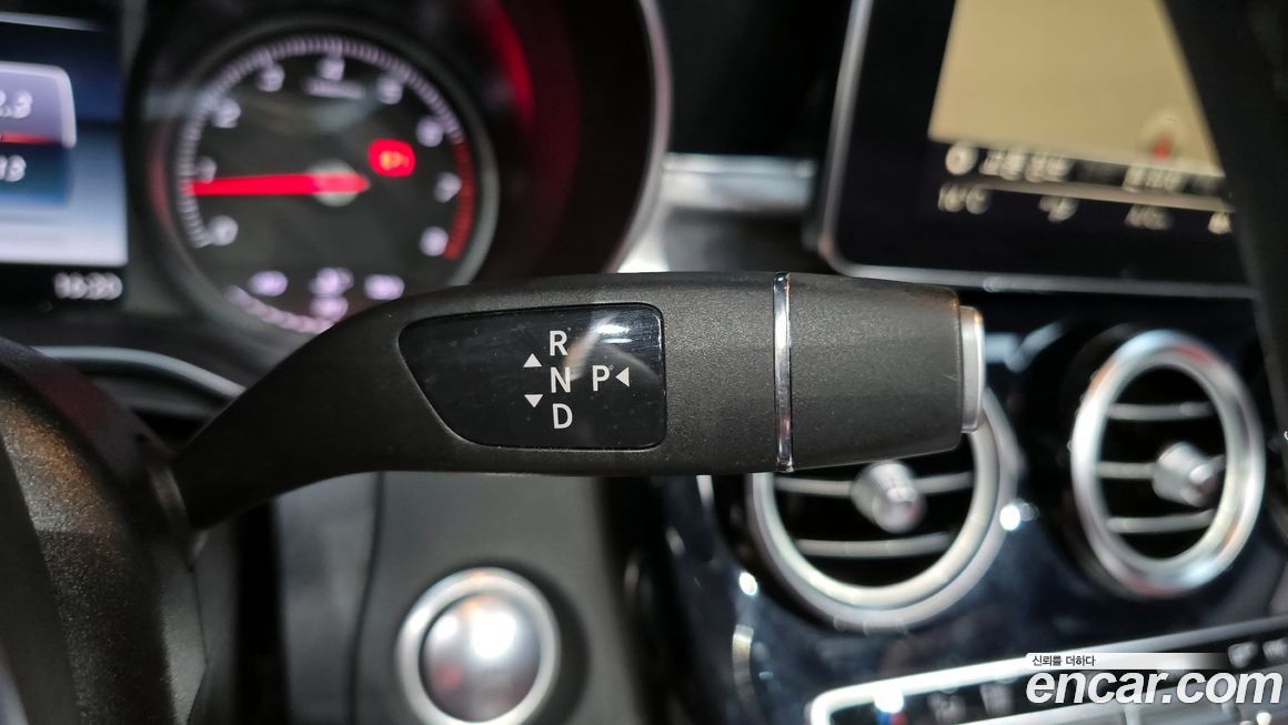 Mercedes-Benz C-Class 2018